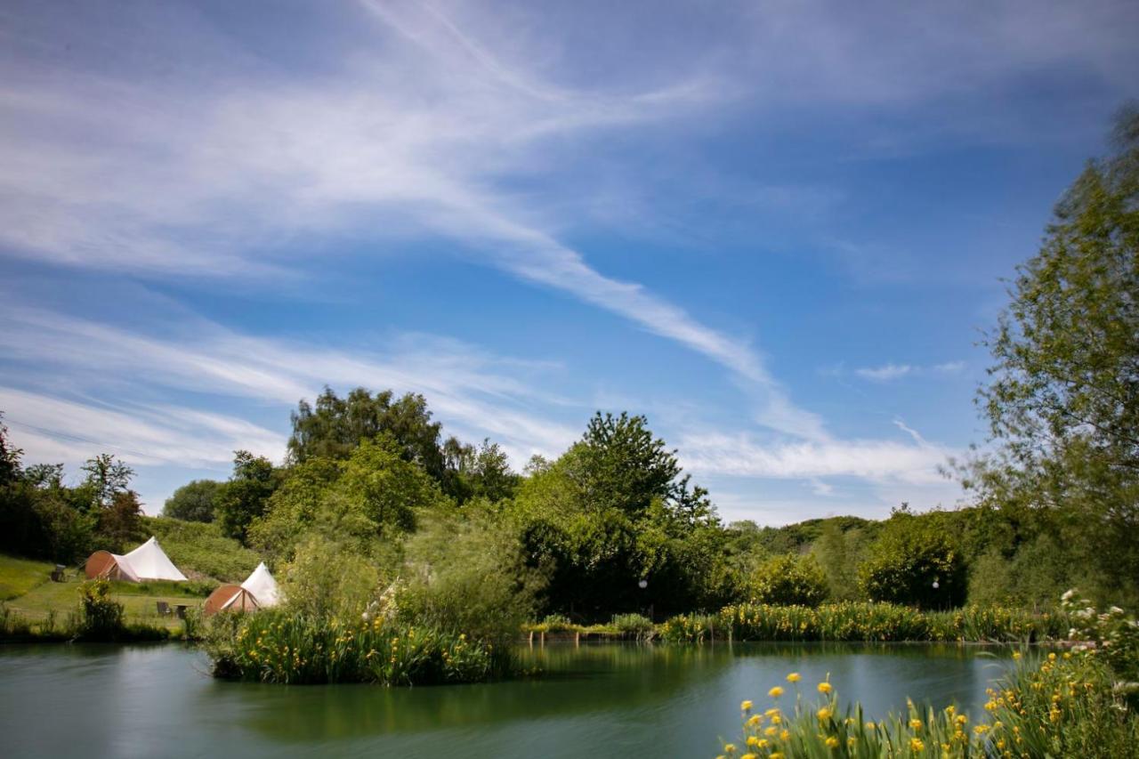 ホテル Lloyds Meadow Glamping チェスター エクステリア 写真