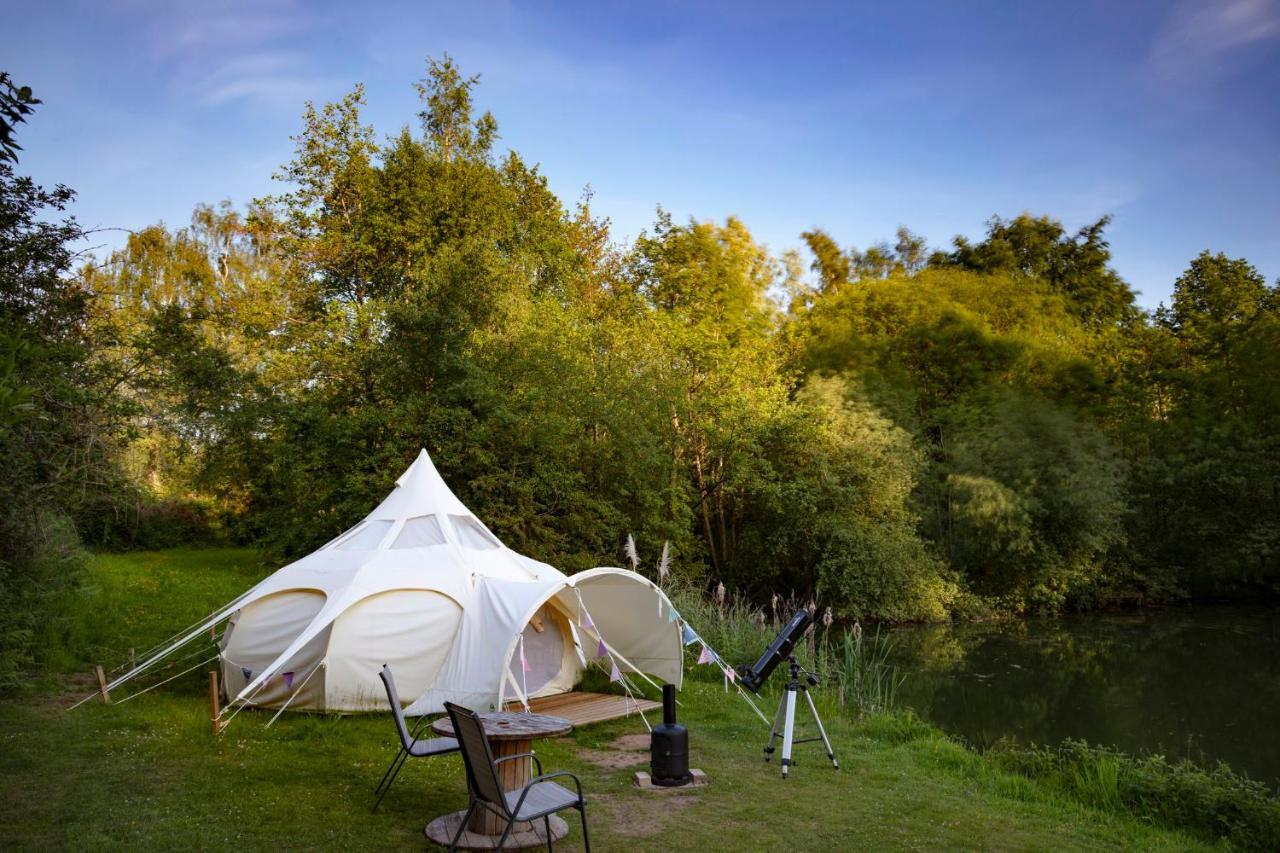 ホテル Lloyds Meadow Glamping チェスター エクステリア 写真